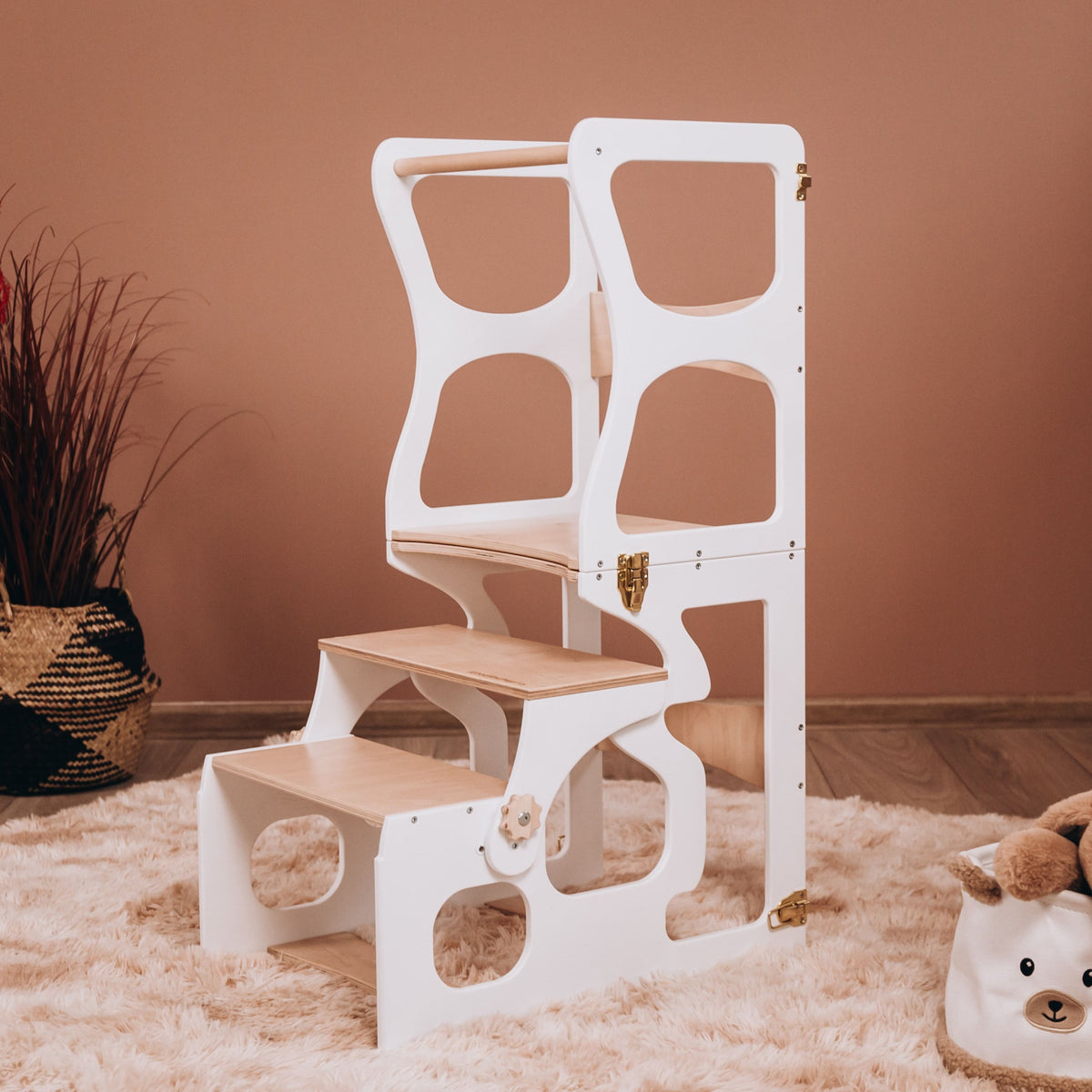 Moderno Kids Kids Convertible Kitchen Tower