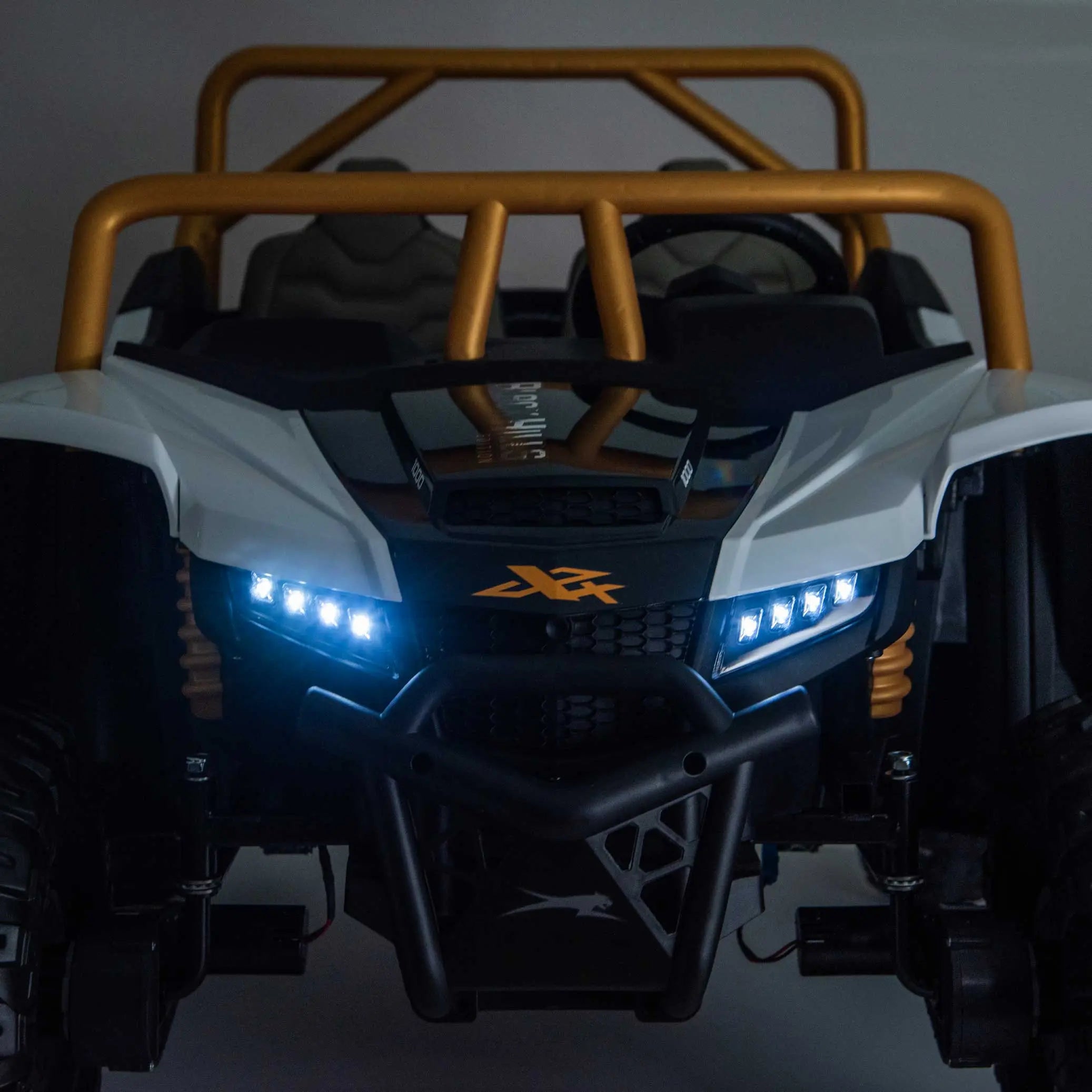 Moderno Kids Arctic Cat XL 24V 4WD Kids Ride-On UTV with R/C Parental Remote | White