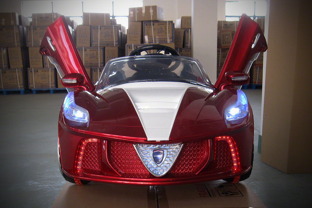 Moderno Kids Spider GT Kids 12V Ride-On Car with R/C Parental Remote | Cherry Red