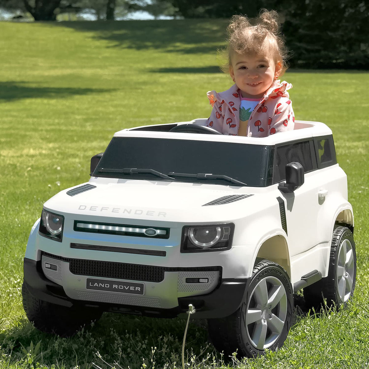 Moderno Kids Land Rover Defender 12V Kids Ride-On Car with R/C Parental Remote | White