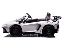 Moderno Kids Lamborghini Aventador XXL 24V Big Kids Ride-On Car | White