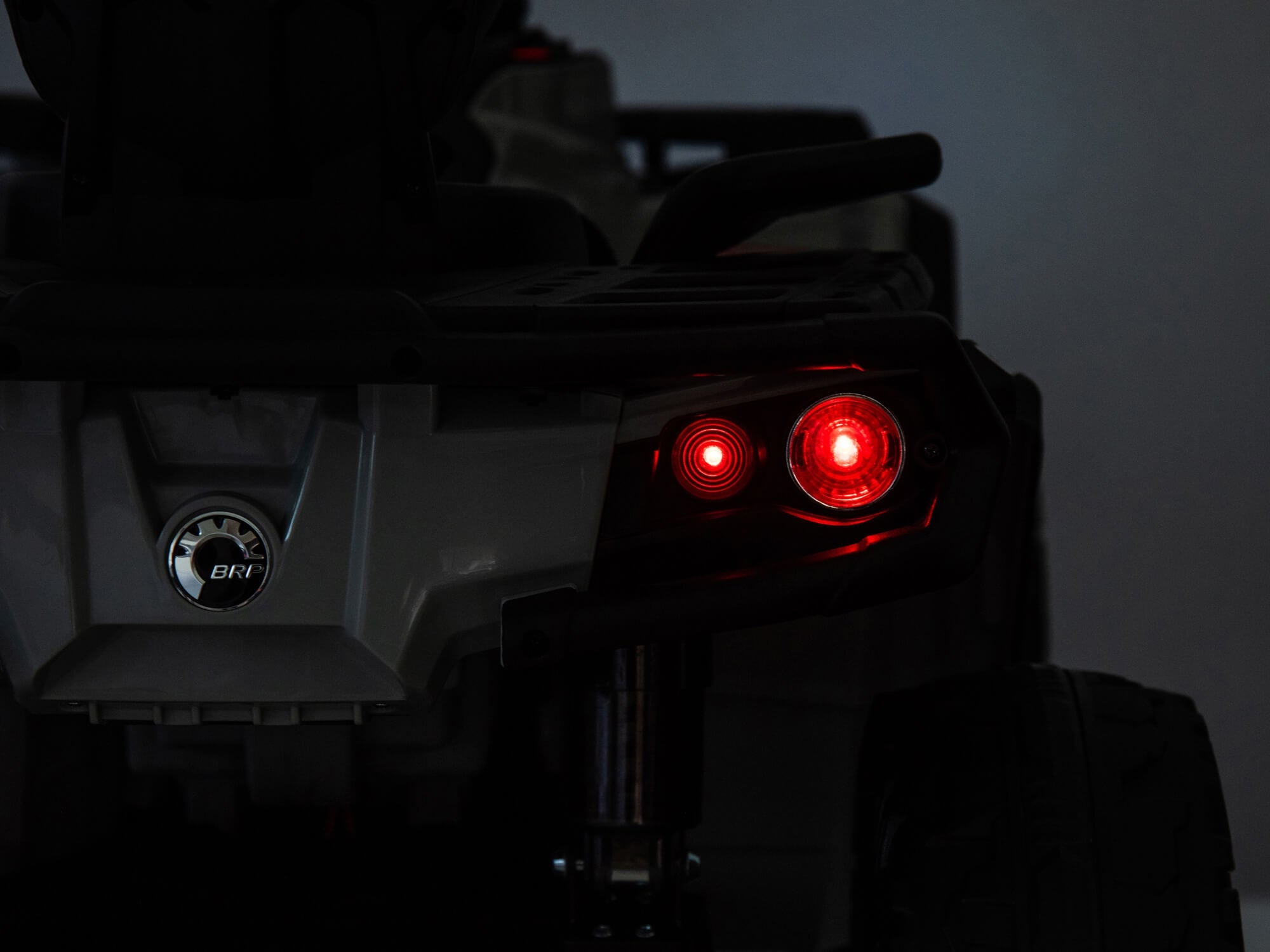 Moderno Kids Can-Am Outlander 24V 4WD Kids Ride-On ATV Quad | Gray