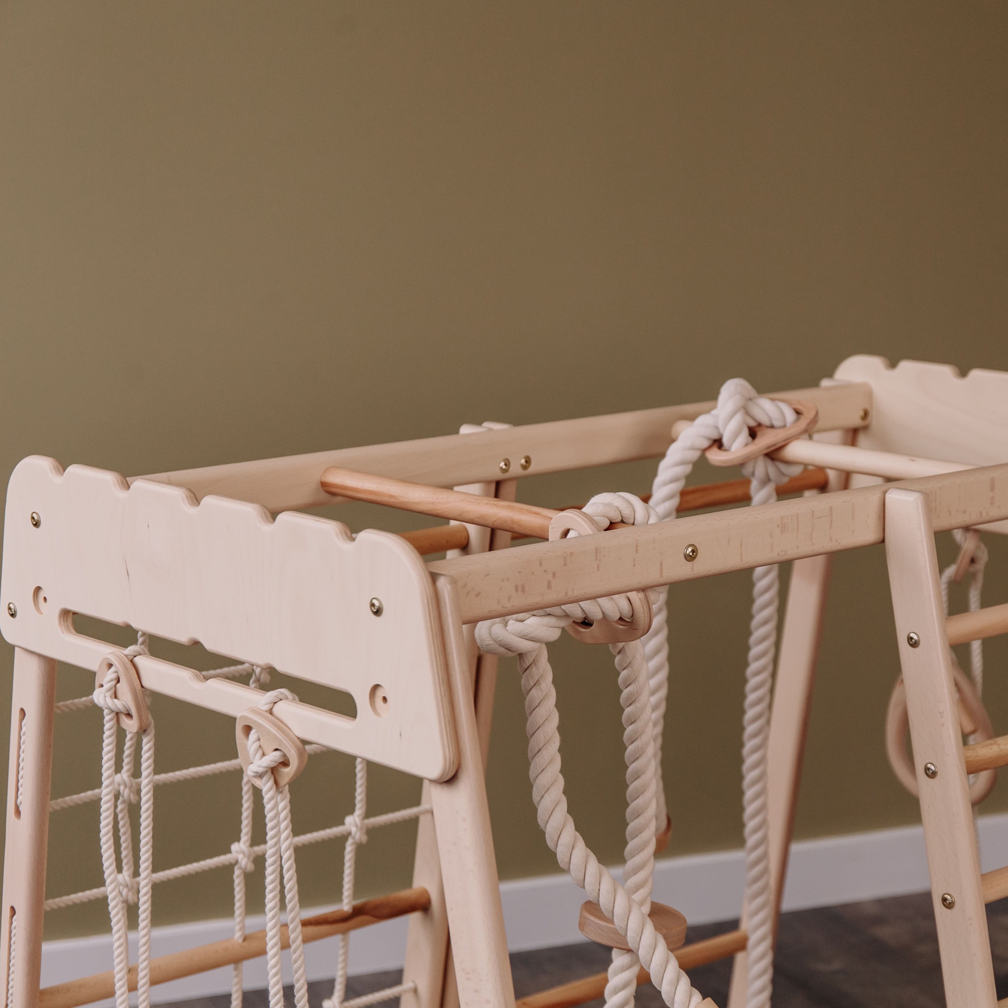 Moderno Kids Kids Indoor Jungle Gym