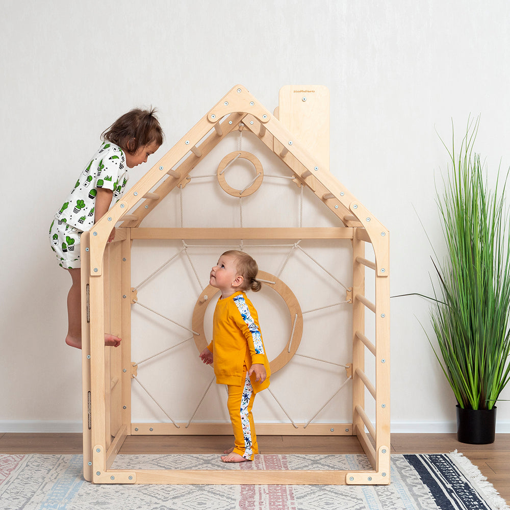 Moderno Kids Kids Wooden Climbing Playhouse