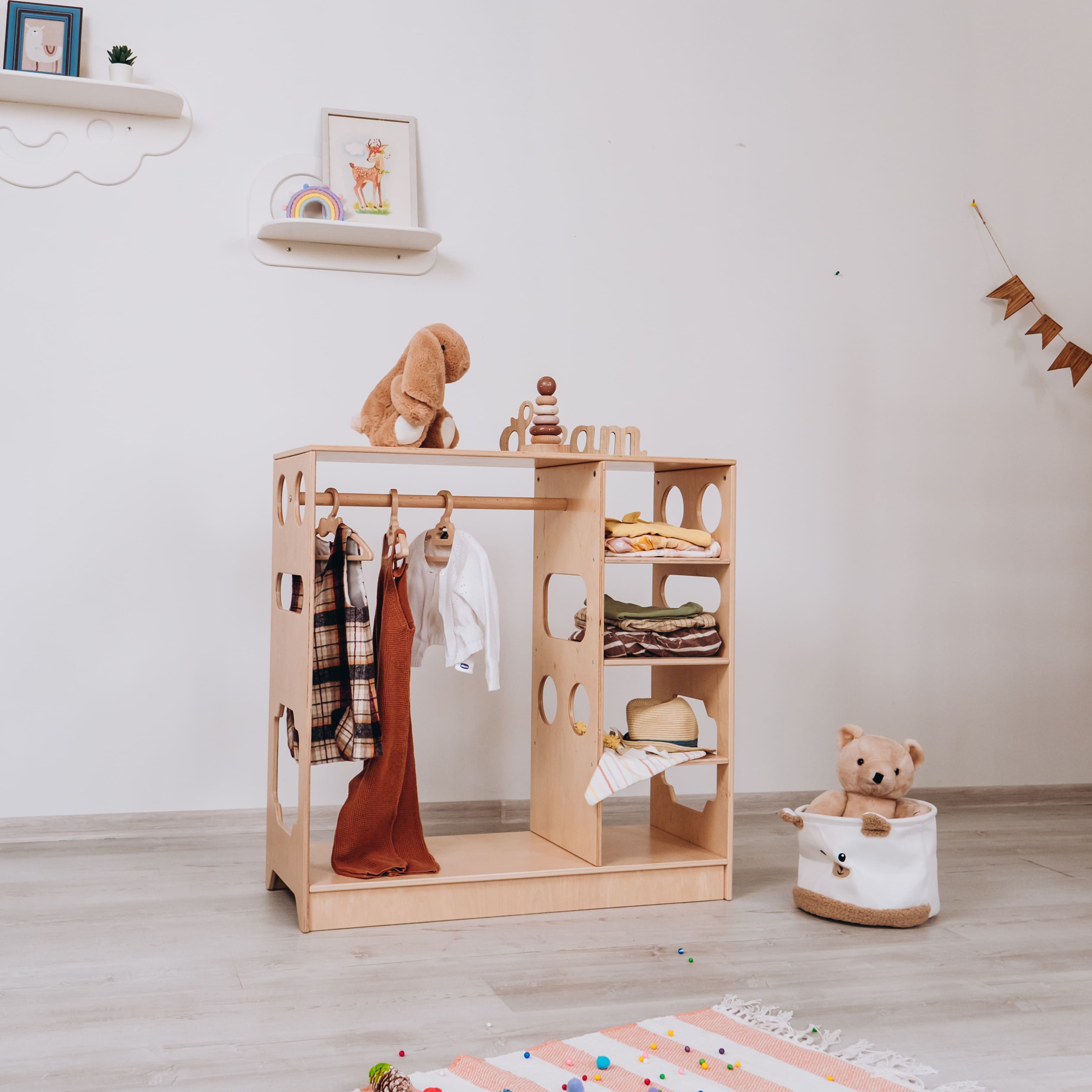 Moderno Kids Kids Montessori Closet